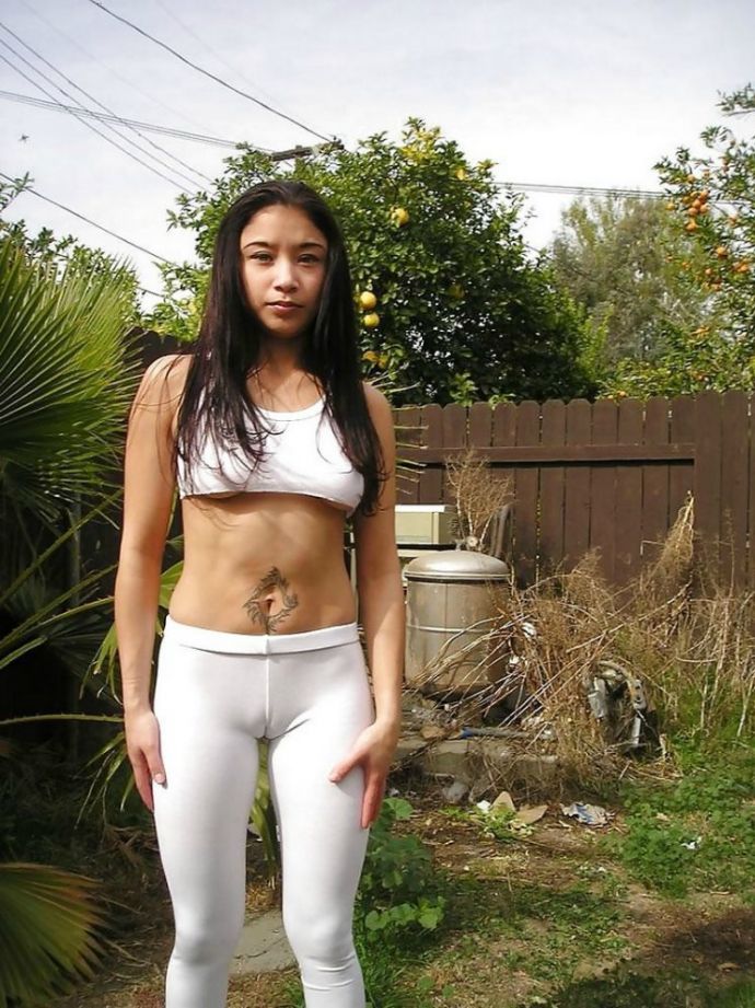 Верблюжьи лапки у милых девушек