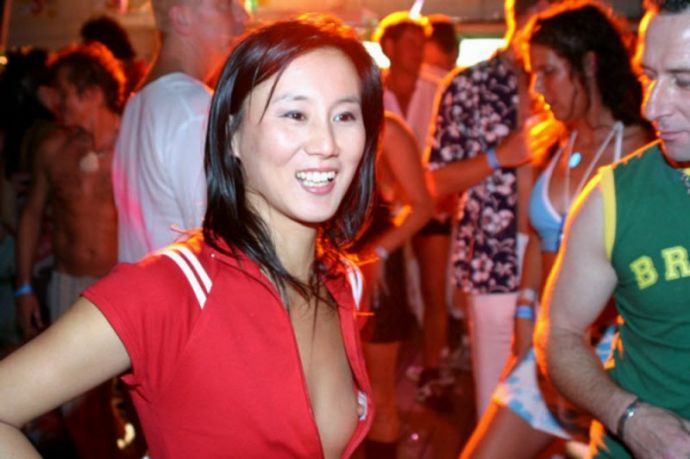 Засветы девушек на улице и дома