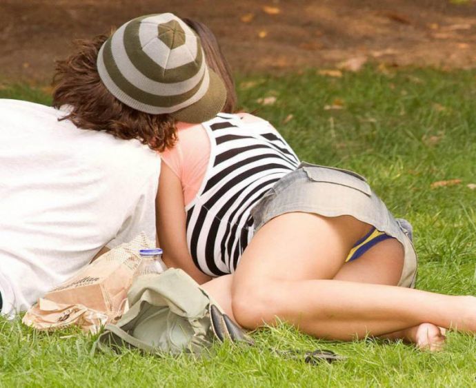 Засветы девушек на улице и дома