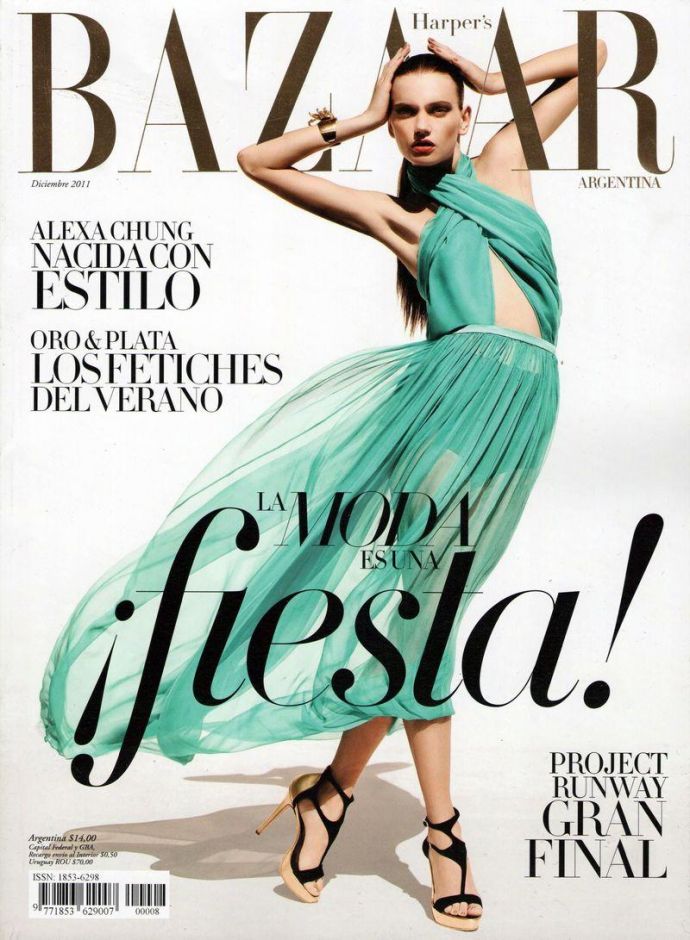 Богиня эротики Lyoka Tyagnereva - Harpers Bazaar December 2011 (12-2011) Argentina