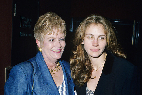 Звезды кино и их прекрасные мамы Звезды кино и их прекрасные мамы