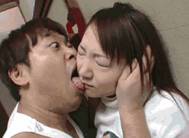 От таких поцелуев хочется блевать