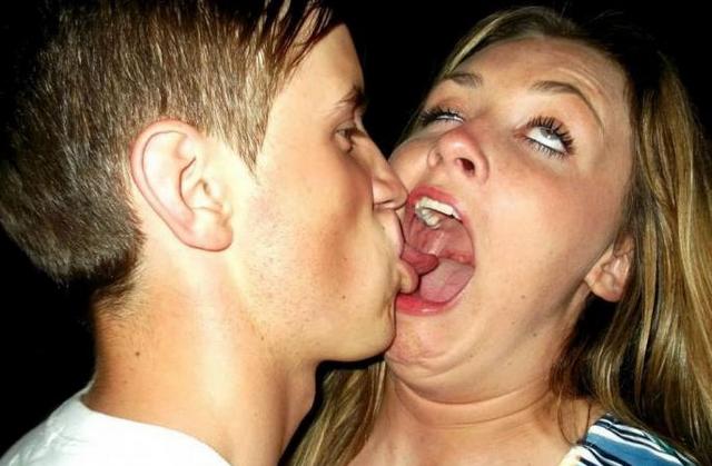 От таких поцелуев хочется блевать