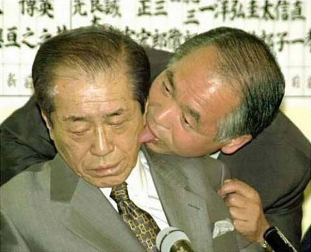 От таких поцелуев хочется блевать