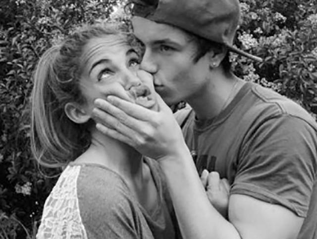 От таких поцелуев хочется блевать