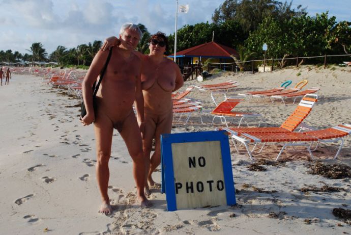 Обнаженный отдых с дамами НЮ