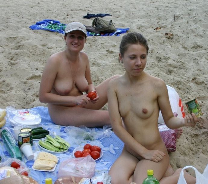 Обнаженный отдых с дамами НЮ