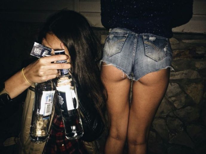 Девушки на вписках отрываются с мужиками