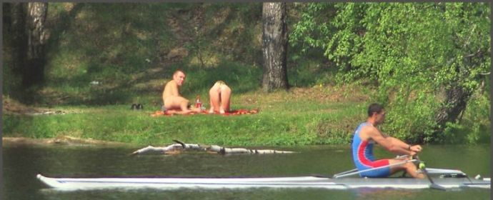 Подглядывание за нудистами на отдыхе