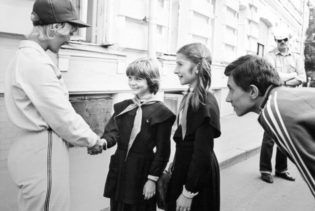 Советские знаменитости на снимках 1984 года
