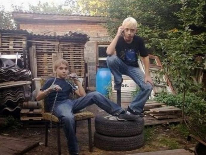 Парни, которые думают что они крутые