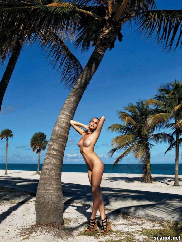 Секси Nina Kohne - Playboy May 2012