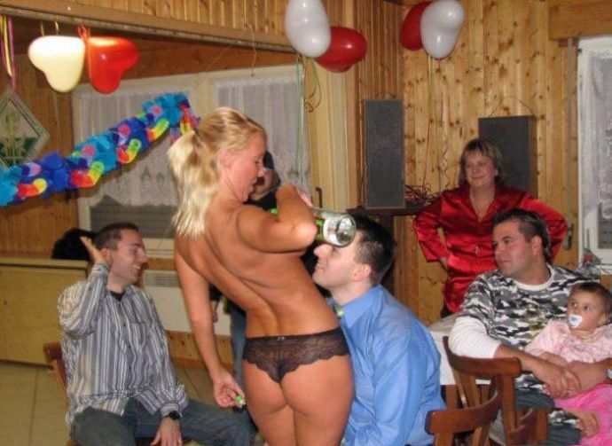 Самотык в лицо звезде - Эроприколы