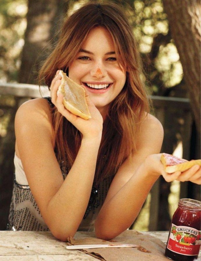 Модель года Camille Rowe - Elle April 2012