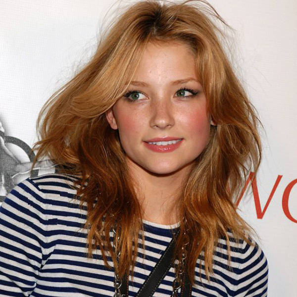 Девушки красотки без всякого макияжа