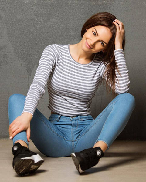 Девушки красотки без всякого макияжа