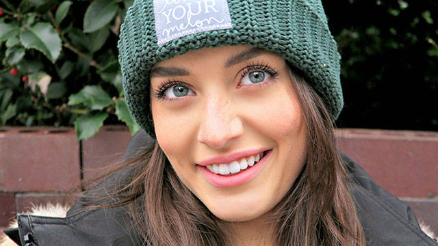 Девушки красотки без всякого макияжа