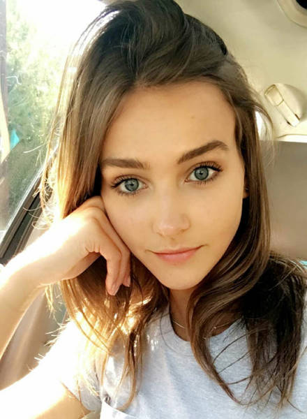 Девушки красотки без всякого макияжа