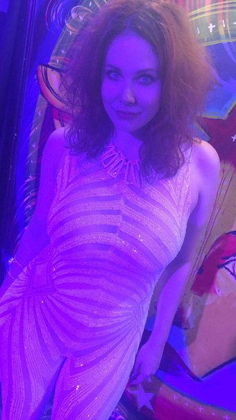 Фото Мейтленд Уорд с Comic Con