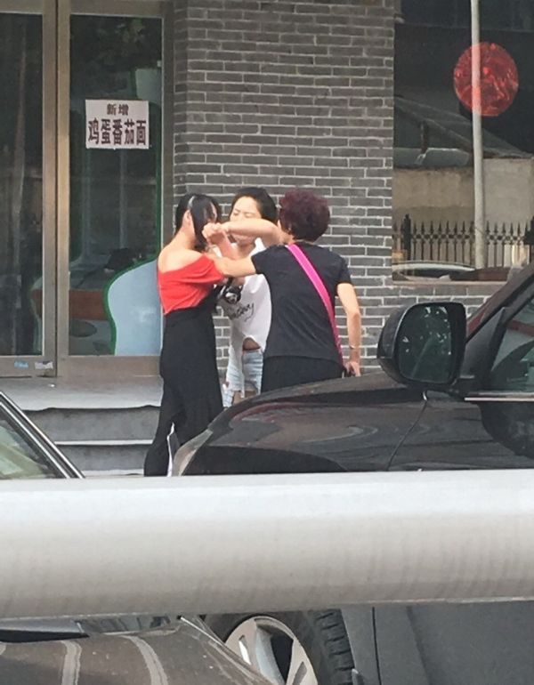 Плата любовницы от чужих жен Плата любовницы от чужих жен