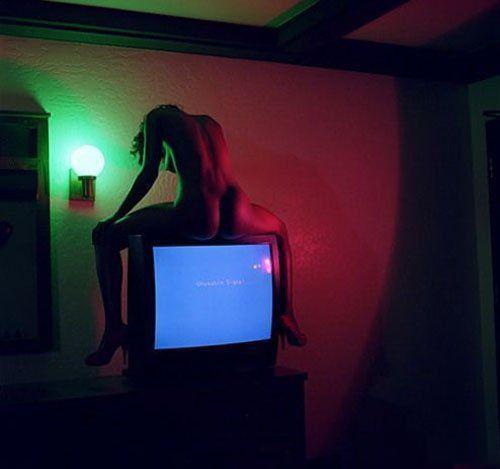 Куча голых баб у надувного бассейна - Эроюмор