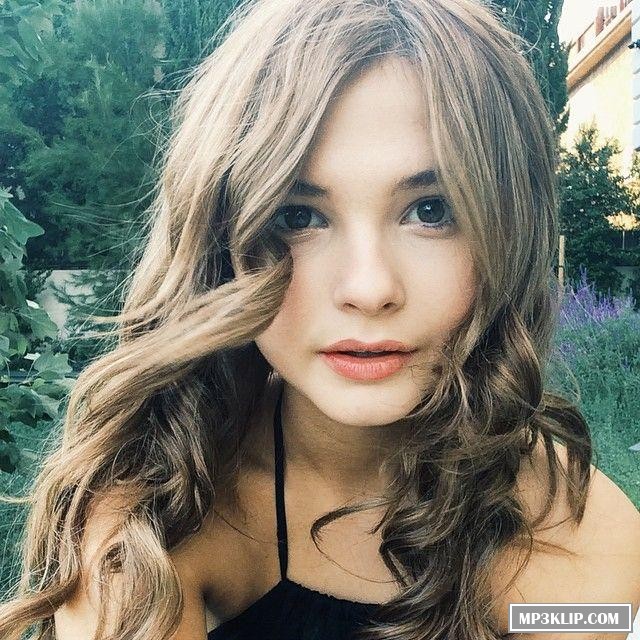 Полезная для здоровья доза горячих девушек