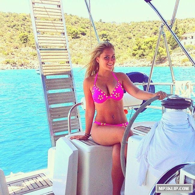 Полезная для здоровья доза горячих девушек