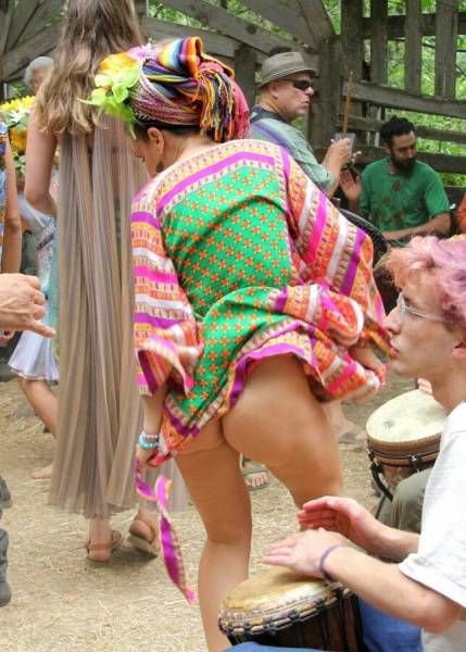 Сексуальные девчонки в пикантных ситуациях