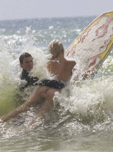 Сексуальные девчонки в пикантных ситуациях