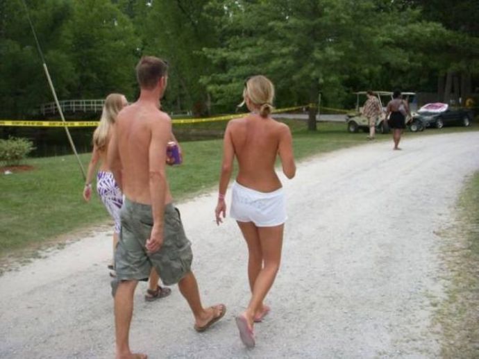 Сексуальные девчонки в пикантных ситуациях