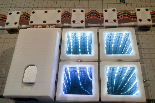 Китайская любительница высоких технологий