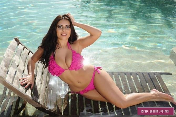 Красивая голая мусульманка Красивая голая мусульманка