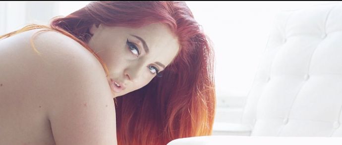 Lucy Vixen - толстушка, которой все к лицу