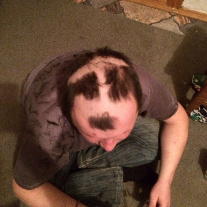 Пьяная в жопу молодежь