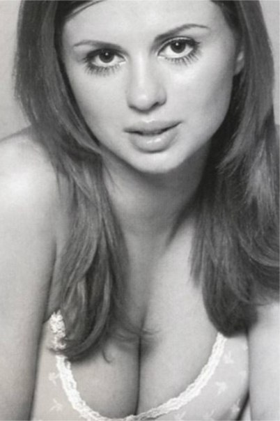 Обаятельная Анна Семенович - Певица, экс-участница группы "Блестящие", Обаятельная Анна Семенович - Певица, экс-участница группы "Блестящие",