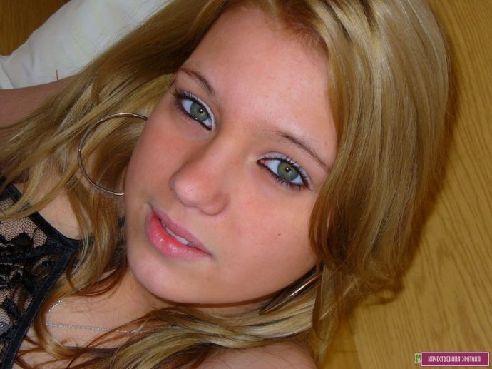 Большие и молодые сиськи одной красотки