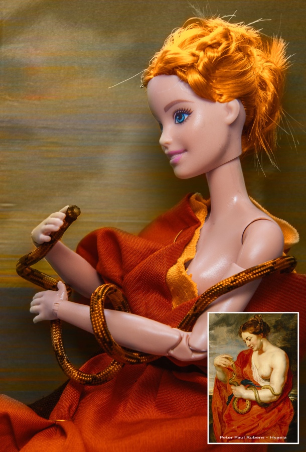 Барби в искусстве. Очередная хрень в обществе.