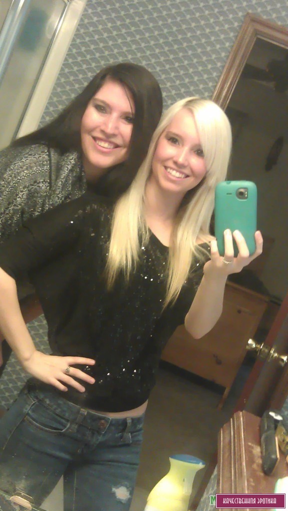 Домашние фото одной блондинки