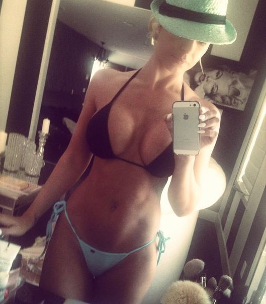 Марис Уэлле - подборка фото