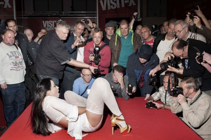 И живые, и надувные: как прошел крупнейший в Германии секс-фестиваль