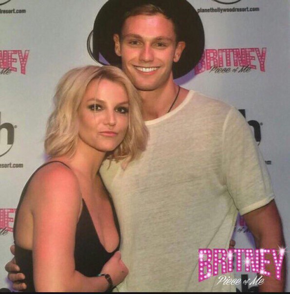 Бритни Спирс с фанатами на Meet&Greet в рамках её резиденции