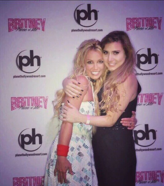 Бритни Спирс с фанатами на Meet&Greet в рамках её резиденции