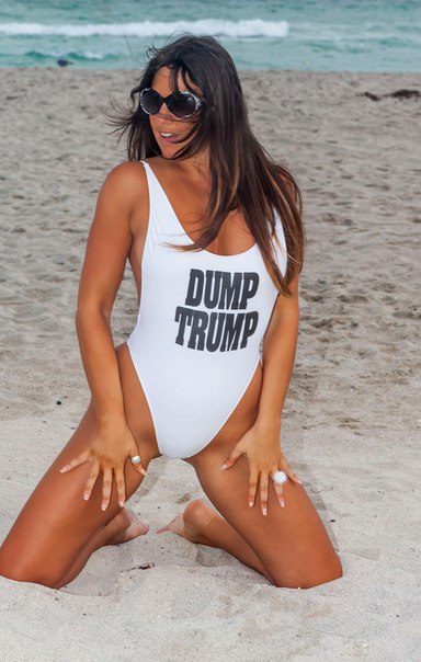 На тему выборов в США - Клаудия Романи в купальнике