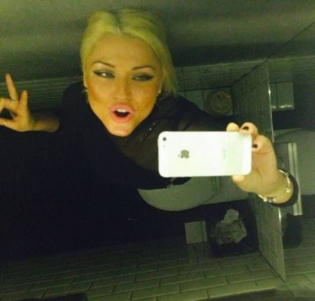 Девушки и гаджеты 2016 года