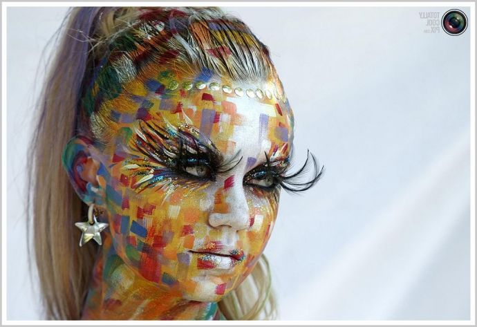 Стройные дамы с боди артом на теле особенно прелестны