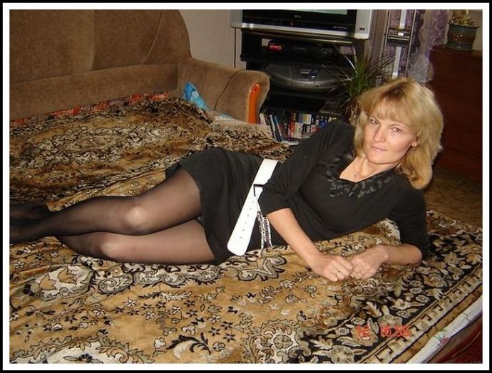 45 баба ягодка опять и в платье, и без одежды