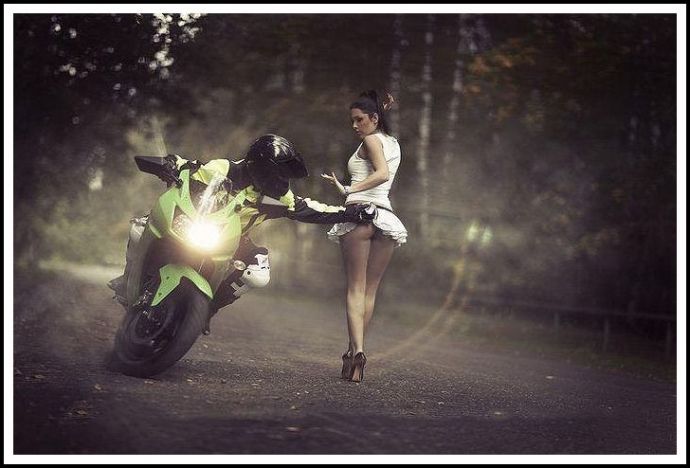 На порно приколах тётки разукрашивают свои письки или симпатичные титьки