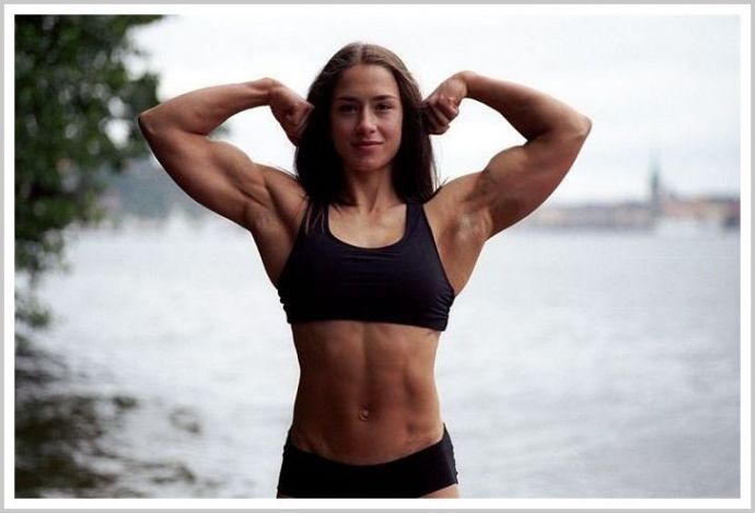 Девушки качки умеют быстро разводить на секс мужиков