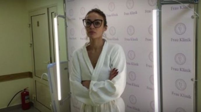 Знаменитости, которые уменьшили грудь