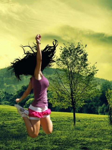 Красивые девки в эротике не боятся откровенно показывать молодое тело и сиськи Красивые девки в эротике не боятся откровенно показывать молодое тело и сиськи